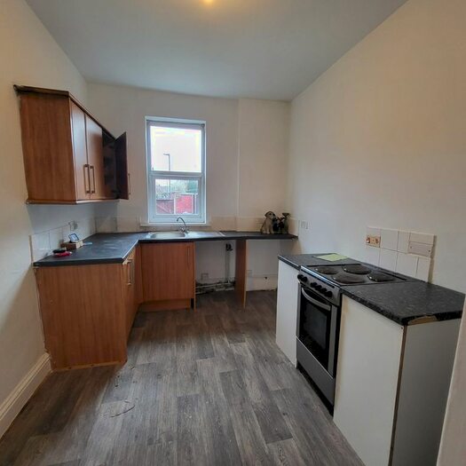 2 Bedroom Terraced House To Rent In Carr House Road, Hyde Park, Doncaster, DN1