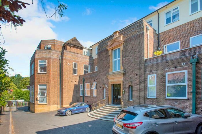 1 Bedroom Apartment To Rent In Bury Fields, Guildford, GU2