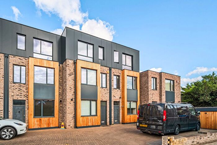 4 Bedroom Terraced House For Sale In Woodland Way, Mitcham, CR4