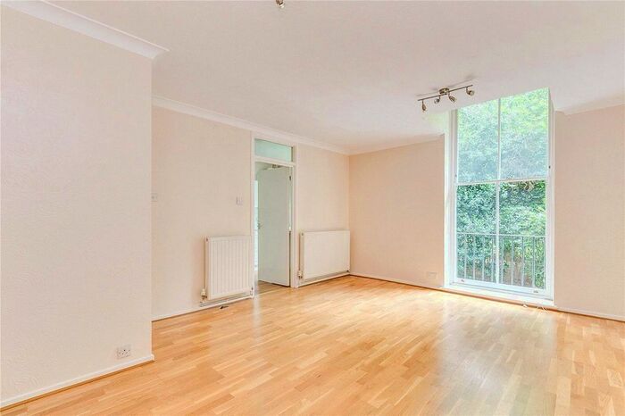 1 Bedroom Flat To Rent In Porchester Square, London, W2