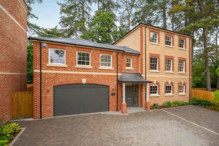 4 Bedroom Detached House To Rent In Scholars Row, Sunningdale Park, SL5