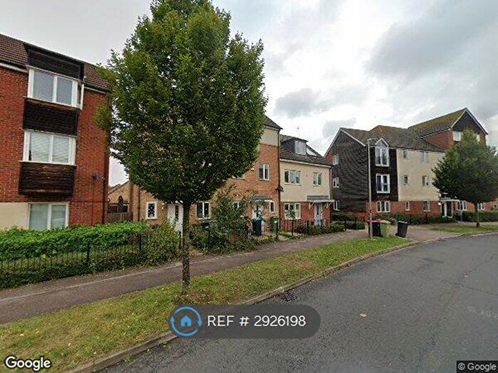 4 Bedroom End Terrace House To Rent In Warwick Avenue, Broughton, Milton Keynes, MK10