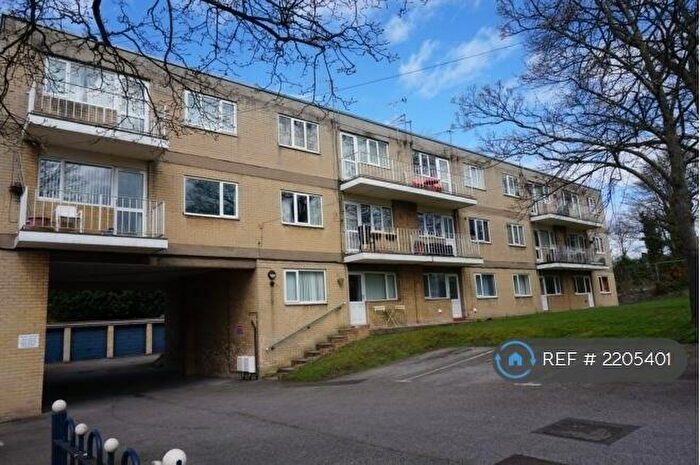 2 Bedroom Flat To Rent In Boswell Road, Doncaster, DN4