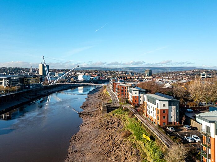 2 Bedroom Flat For Sale In Devonia House, Newport, NP19