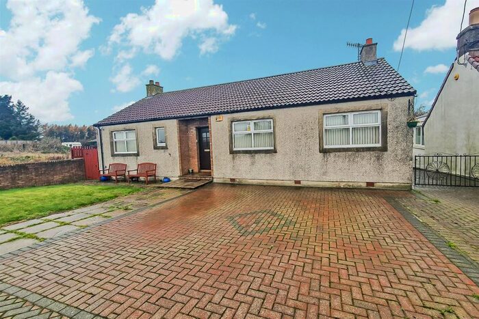 4 Bedroom Cottage To Rent In Woodside, Leven KY8