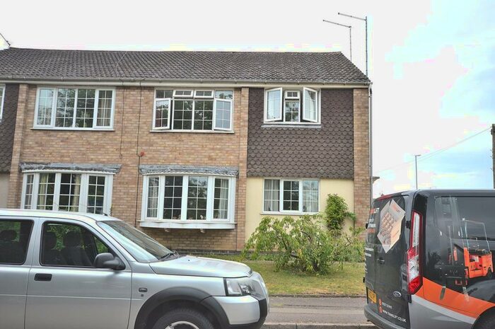 2 Bedroom Maisonette To Rent In Harlestone Road, Northampton, NN5