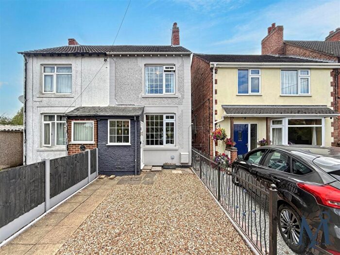 3 Bedroom Semi-Detached House For Sale In Battram Road, Ellistown, Coalville, LE67