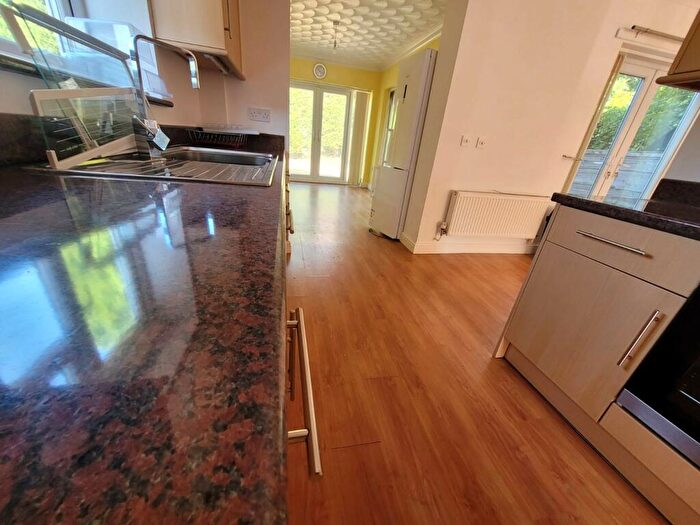 3 Bedroom Semi-Detached House To Rent In Langdale Drive, Worsley, M28