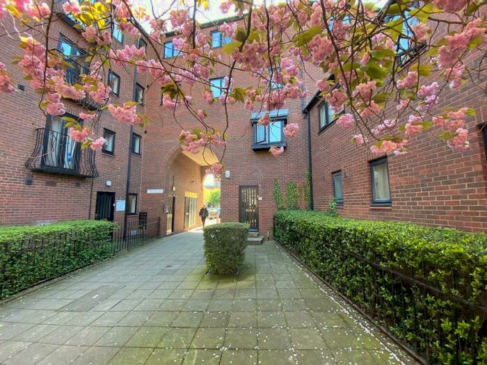 1 Bedroom Flat To Rent In Charlotte Mews, City Centre, Newcastle Upon Tyne, NE1
