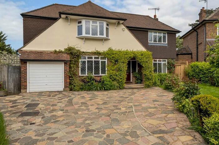 5 Bedroom Detached House To Rent In Terrilands, Pinner, HA5