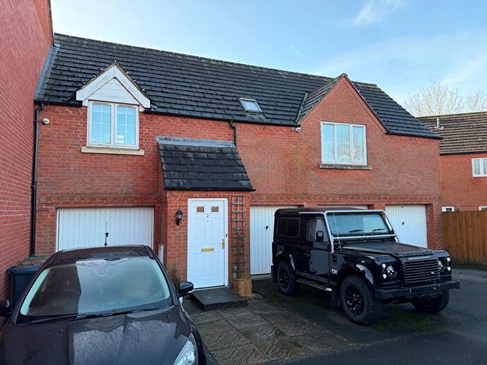 2 Bedroom Flat For Sale In Madden Close, Lincoln, LN1