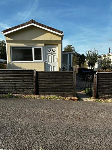 1 Bedroom Mobile Home To Rent In Heath Farm Park, Barford St Martin, Wiltshire, SP3