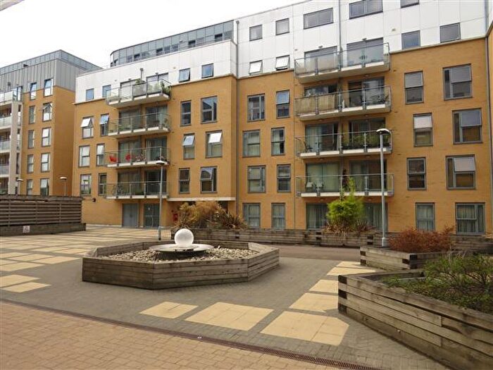 2 Bedroom Flat To Rent In Woolners Way, Stevenage, SG1