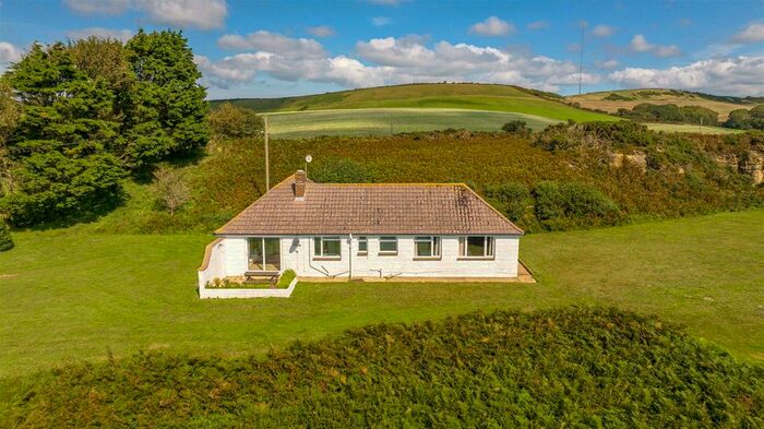 3 Bedroom Property For Sale In Presford Shute, Shorwell, Newport, PO30