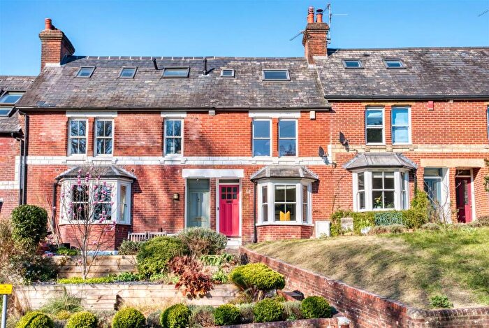 3 Bedroom Terraced House For Sale In Alresford Road, Winchester, SO23