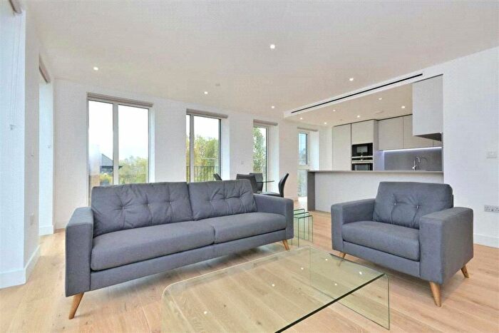 2 Bedroom Apartment To Rent In Ariel House, Wapping, E1W