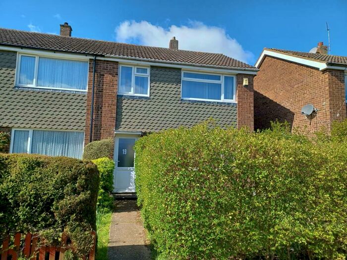 3 Bedroom End Of Terrace House To Rent In Alwen Walk, Brickhill, MK41