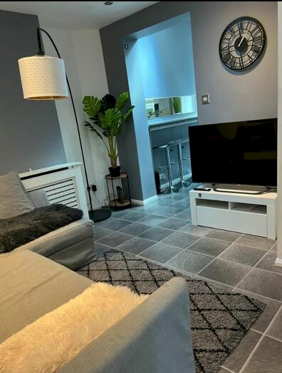 4 Bedroom Detached House To Rent In Nursery Road, Clapham, London, SW9