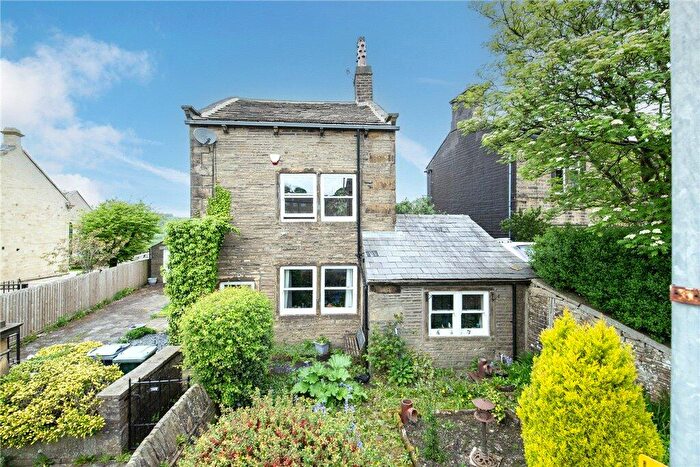 4 Bedroom Detached House For Sale In West Lane, Haworth, Keighley, West Yorkshire, BD22