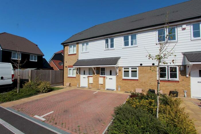 2 Bedroom House To Rent In Haffenden Avenue, Sittingbourne, ME10