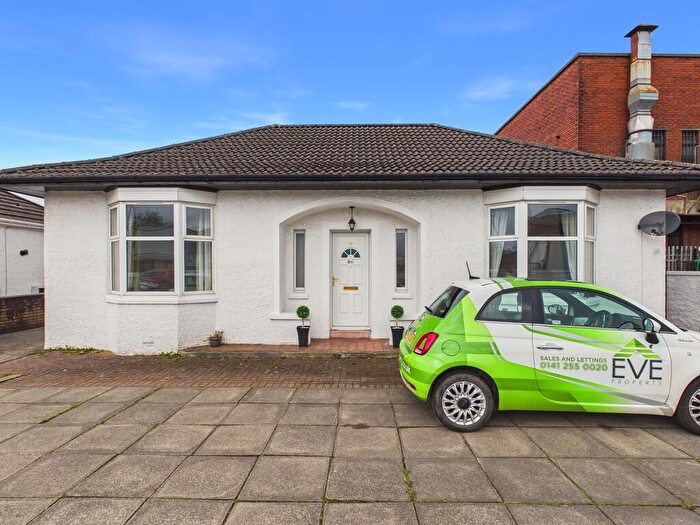 3 Bedroom Detached Bungalow To Rent In Crookston Road, Glasgow, G52