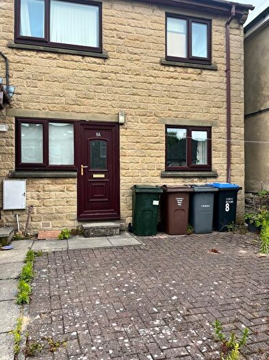 2 Bedroom Flat To Rent In Thorncroft Road, Wibsey, Bradford, BD6