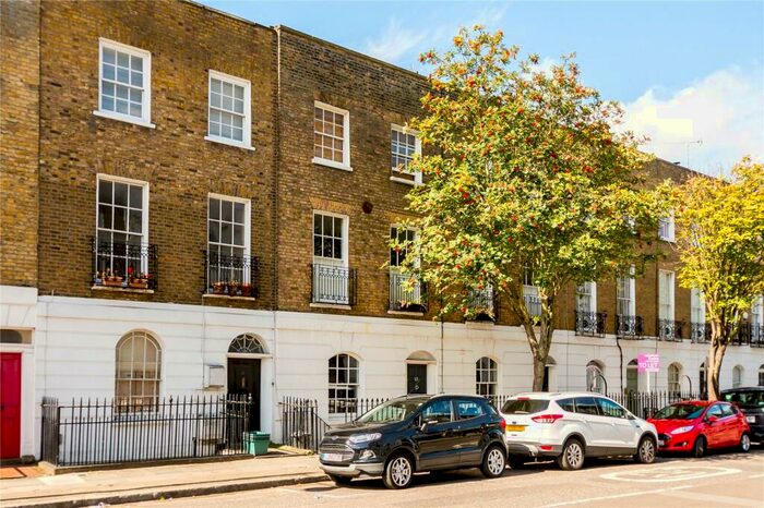 2 Bedroom Apartment To Rent In Copenhagen Street, Barnsbury, Islington, London, N1
