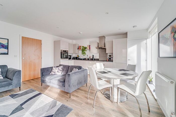 1 Bedroom Flat For Sale In Ikon Apartments, Dalmeny Avenue, Tufnell Park, N7