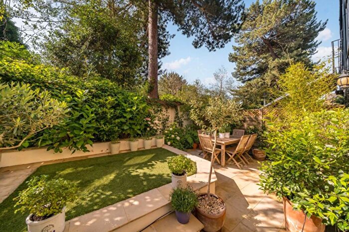 1 Bedroom Flat For Sale In Bisham Gardens, Highgate, N6