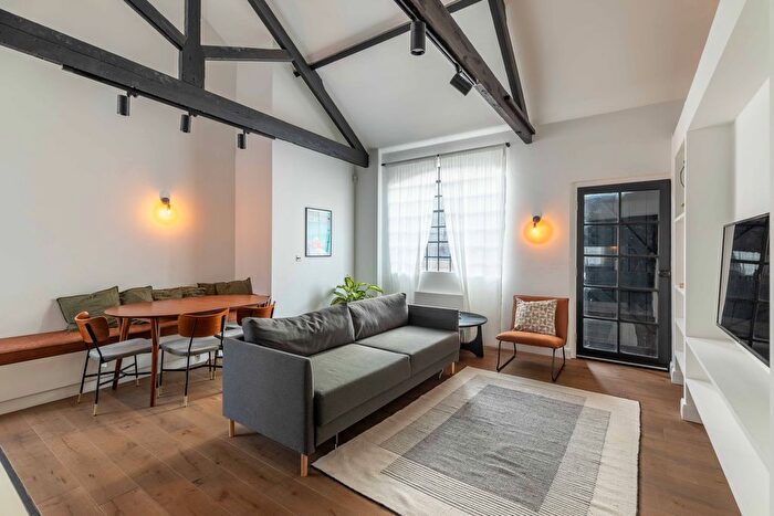 1 Bedroom Flat To Rent In Macroom Road, London, W9