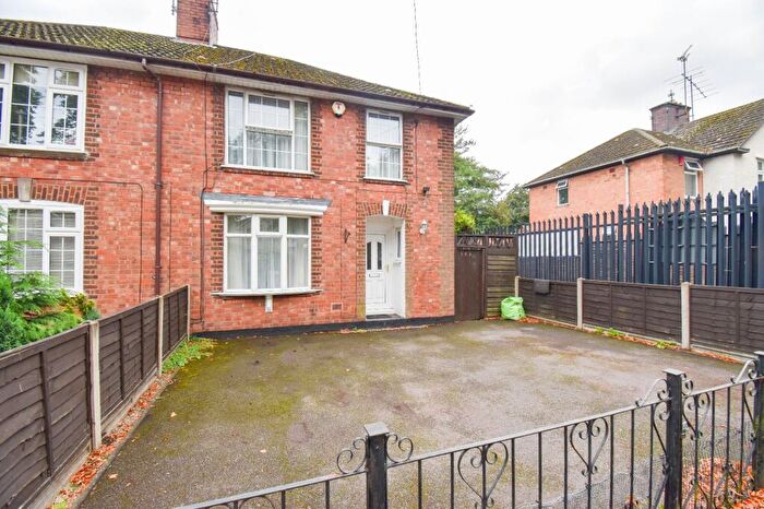 3 Bedroom Semi Detached House For Sale In Hallam Crescent East, Leicester, LE3