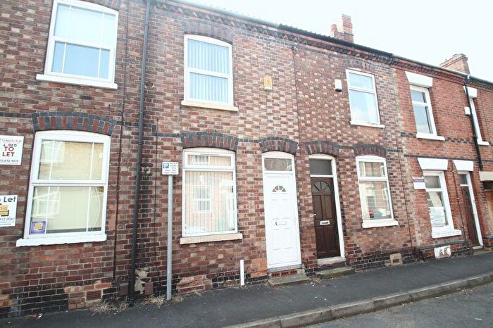3 Bedroom House Of Multiple Occupation To Rent In Osmaston Street, Nottingham, NG7