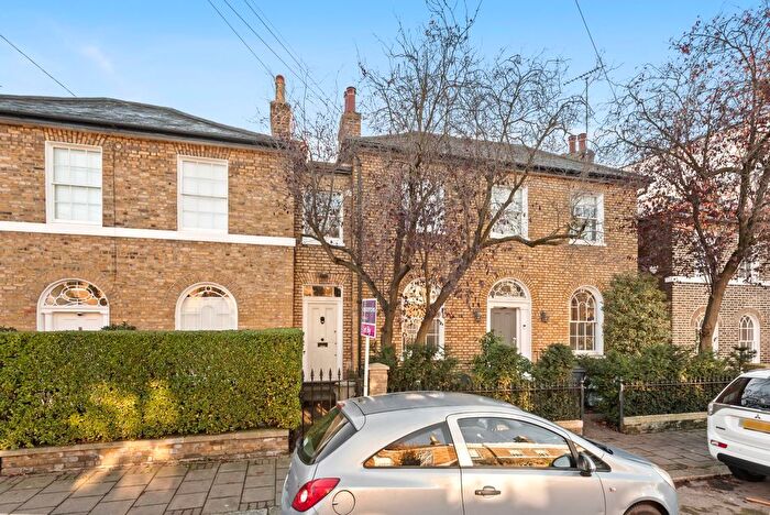 2 Bedroom Terraced House To Rent In Ripplevale Grove, Barnsbury, N1