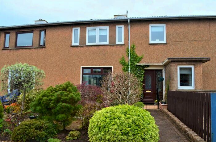 3 Bedroom Ground Flat For Sale In Kirkton Road, Cardross, Dumbarton, G82