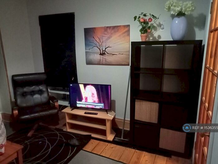 1 Bedroom Flat To Rent In Henderson Street, Edinburgh, EH6