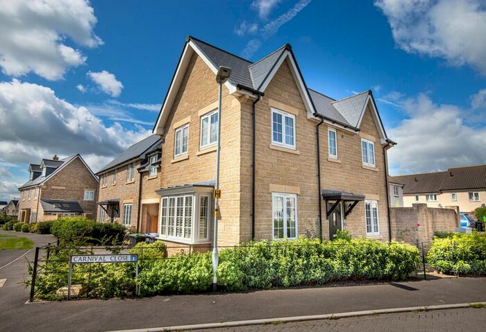 4 Bedroom Semi-Detached House To Rent In Carnival Close, Malmesbury, Wiltshire, SN16