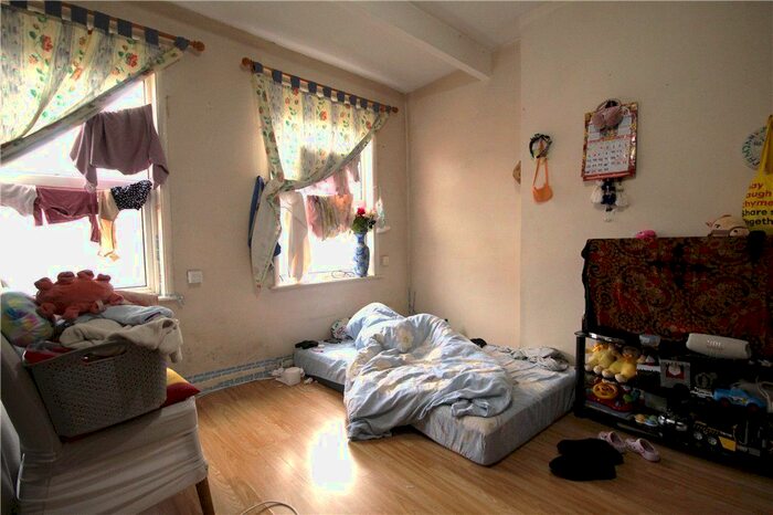 1 Bedroom Studio To Rent In Station Road, Aldershot, Hampshire, GU11