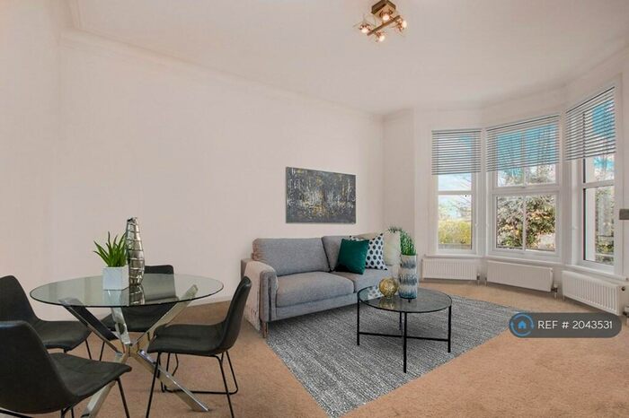 2 Bedroom Flat To Rent In Ridge Road, London, NW2