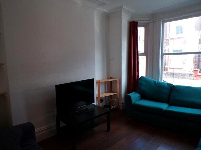 6 Bedroom House To Rent In Furness Road, Manchester, M14