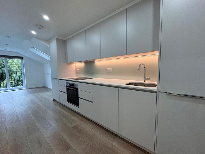 1 Bedroom Flat To Rent In Alexandra Grove, London, N4