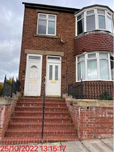 2 Bedroom Flat To Rent In Armstrong Road, Newcastle Upon Tyne, NE4