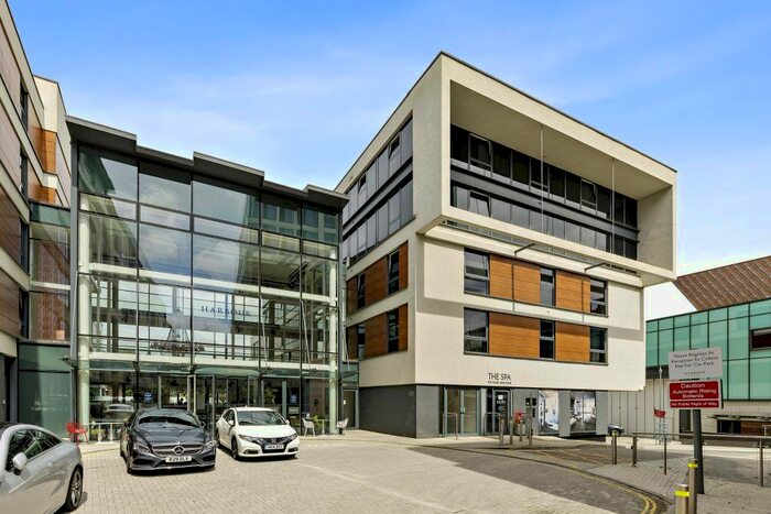 2 Bedroom Flat To Rent In Alexandra Terrace, Guildford, GU1