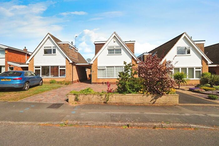 4 Bedroom Detached House For Sale In Leconfield Road, Loughborough, LE11