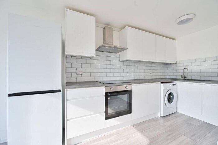2 Bedroom Flat For Sale In Rodney Road, Elephant And Castle, SE17