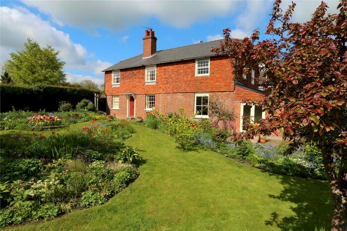 5 Bedroom Detached House For Sale In Iden Green Road, Iden Green, Cranbrook, Kent, TN17