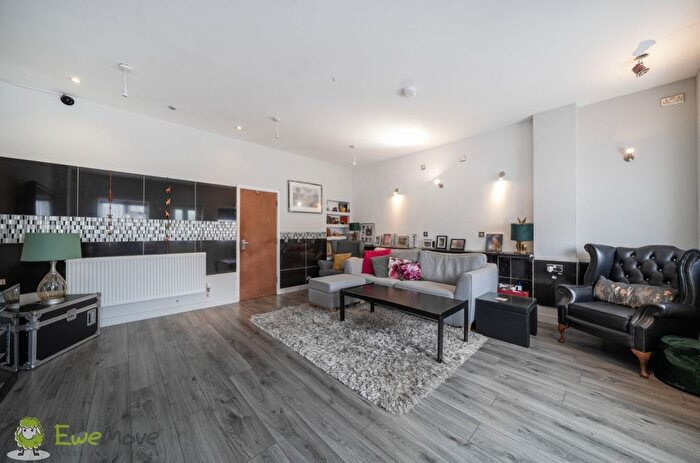 3 Bedroom Semi-Detached House For Sale In Malden Road, Cheam, Sutton, Surrey, SM3