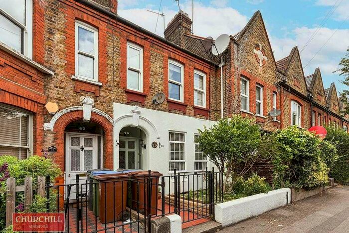 1 Bedroom Flat To Rent In Fleeming Road, Walthamstow, E17