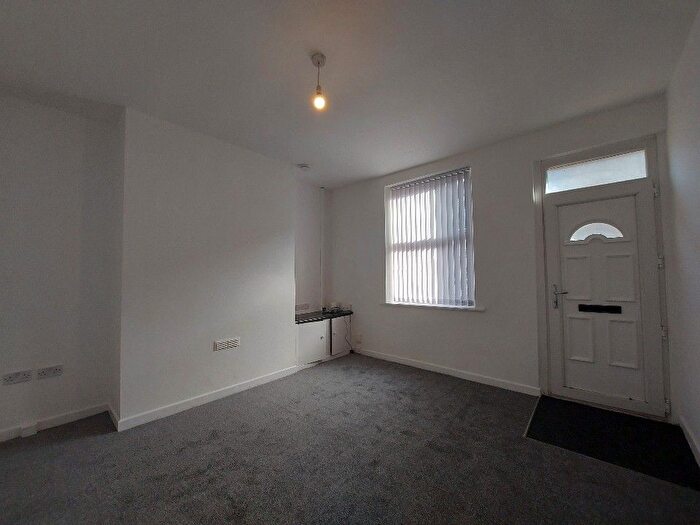 2 Bedroom Terraced House To Rent In Laithe Street, Burnley, BB11