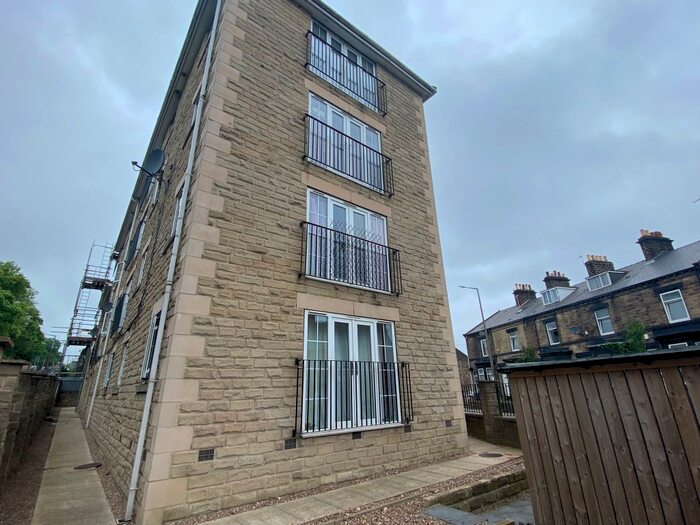 2 Bedroom Flat To Rent In Doncaster Road, Barnsley, S70