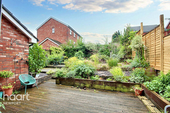 3 Bedroom End Of Terrace House For Sale In Dunraven Drive, Newport, NP10
